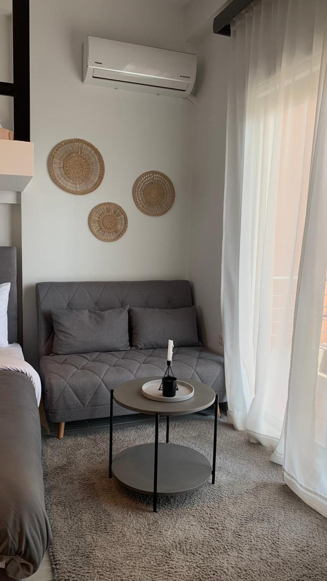 Modern And Sunny Apartment Kavala